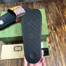Load image into Gallery viewer, GUCCI SLIPPERS 13
