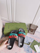 Load image into Gallery viewer, GUCCI SLIPPERS 16
