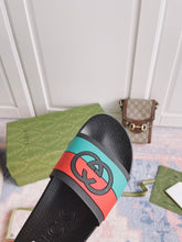 Load image into Gallery viewer, GUCCI SLIPPERS 16
