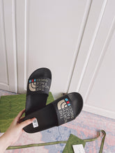 Load image into Gallery viewer, GUCCI SLIPPERS 18
