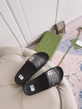Load image into Gallery viewer, GUCCI SLIPPERS 18
