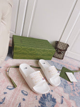 Load image into Gallery viewer, GUCCI SLIPPERS 19
