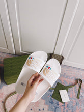 Load image into Gallery viewer, GUCCI SLIPPERS 19
