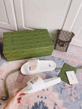 Load image into Gallery viewer, GUCCI SLIPPERS 19
