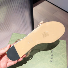 Load image into Gallery viewer, GUCCI SLIPPERS 36
