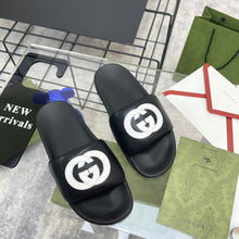 Load image into Gallery viewer, GUCCI SLIPPERS 40
