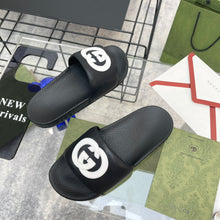 Load image into Gallery viewer, GUCCI SLIPPERS 40
