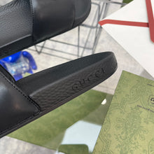 Load image into Gallery viewer, GUCCI SLIPPERS 40
