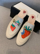 Load image into Gallery viewer, GUCCI FLATS 24
