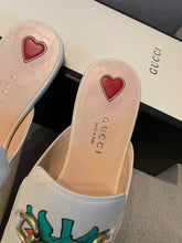 Load image into Gallery viewer, GUCCI FLATS 24
