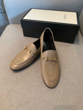 Load image into Gallery viewer, GUCCI FLATS 25
