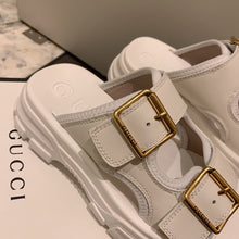Load image into Gallery viewer, GUCCI SLIPPERS 43
