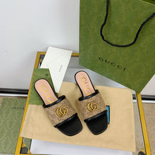 Load image into Gallery viewer, GUCCI SLIPPERS 79
