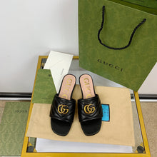 Load image into Gallery viewer, GUCCI SLIPPERS 80
