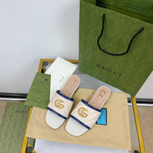 Load image into Gallery viewer, GUCCI SLIPPERS 83
