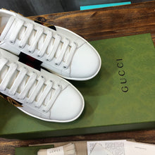 Load image into Gallery viewer, GUCCI FLATS 59

