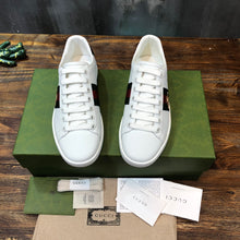 Load image into Gallery viewer, Gucci Bee Print Sneaker
