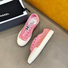 Load image into Gallery viewer, CHANEL FLATS 9
