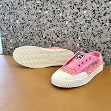 Load image into Gallery viewer, CHANEL FLATS 9
