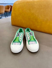 Load image into Gallery viewer, CHANEL FLATS 11
