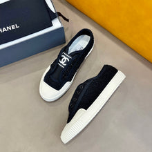 Load image into Gallery viewer, CHANEL FLATS 12

