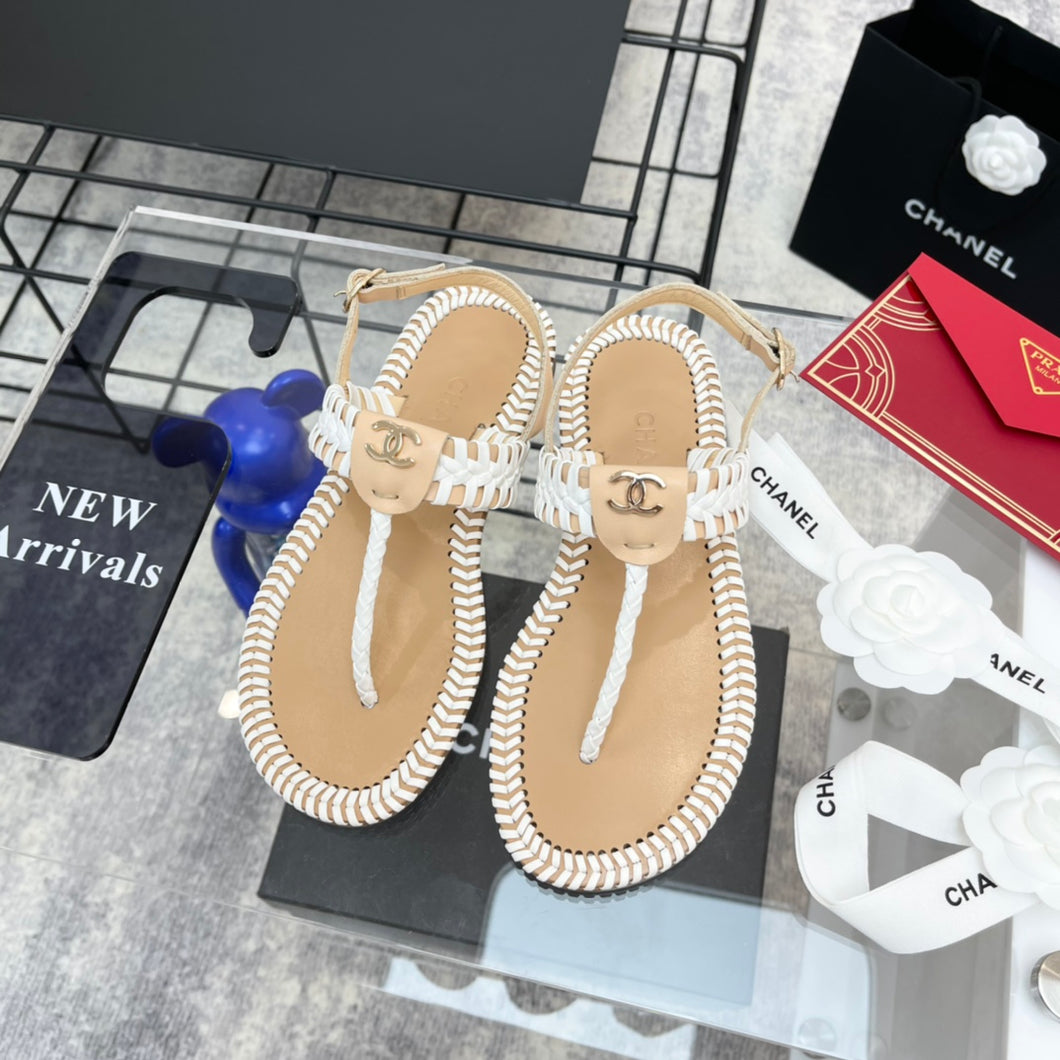 CHANEL SLIPPERS 26