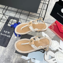 Load image into Gallery viewer, CHANEL SLIPPERS 26
