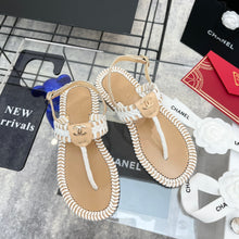 Load image into Gallery viewer, CHANEL SLIPPERS 26
