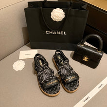 Load image into Gallery viewer, CHANEL SLIPPERS 29
