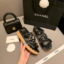 Load image into Gallery viewer, CHANEL SLIPPERS 29
