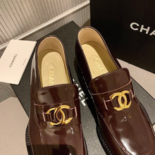 Load image into Gallery viewer, CHANEL FLATS 14
