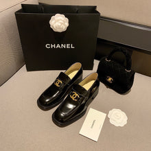 Load image into Gallery viewer, CHANEL FLATS 15
