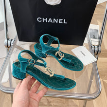 Load image into Gallery viewer, CHANEL SLIPPERS 56
