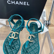 Load image into Gallery viewer, CHANEL SLIPPERS 56
