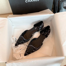 Load image into Gallery viewer, CHANEL FLATS 16
