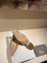 Load image into Gallery viewer, DIOR FLATS 1
