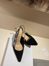 Load image into Gallery viewer, DIOR HIGH HEELS 7
