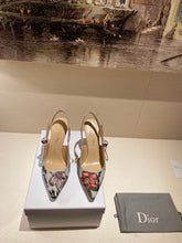 Load image into Gallery viewer, DIOR HIGH HEELS 8
