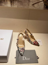 Load image into Gallery viewer, DIOR HIGH HEELS 8
