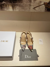 Load image into Gallery viewer, DIOR HIGH HEELS 8
