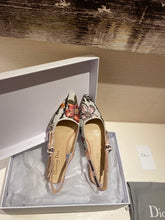 Load image into Gallery viewer, DIOR FLATS 4
