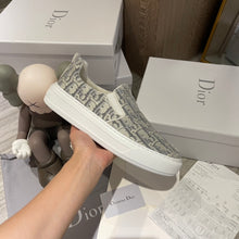 Load image into Gallery viewer, DIOR FLATS 6
