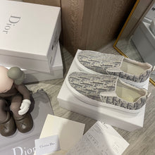 Load image into Gallery viewer, DIOR FLATS 6
