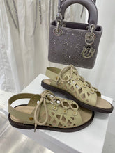 Load image into Gallery viewer, DIOR SLIPPERS 18

