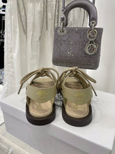 Load image into Gallery viewer, DIOR SLIPPERS 18
