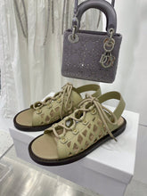 Load image into Gallery viewer, DIOR SLIPPERS 18
