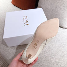 Load image into Gallery viewer, DIOR BOOTS 10
