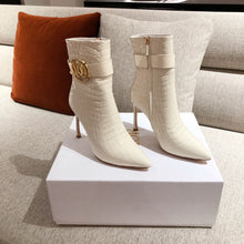Load image into Gallery viewer, DIOR BOOTS 10
