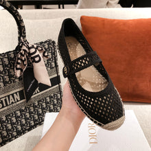 Load image into Gallery viewer, DIOR FLATS 19
