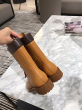 Load image into Gallery viewer, DIOR BOOTS 13
